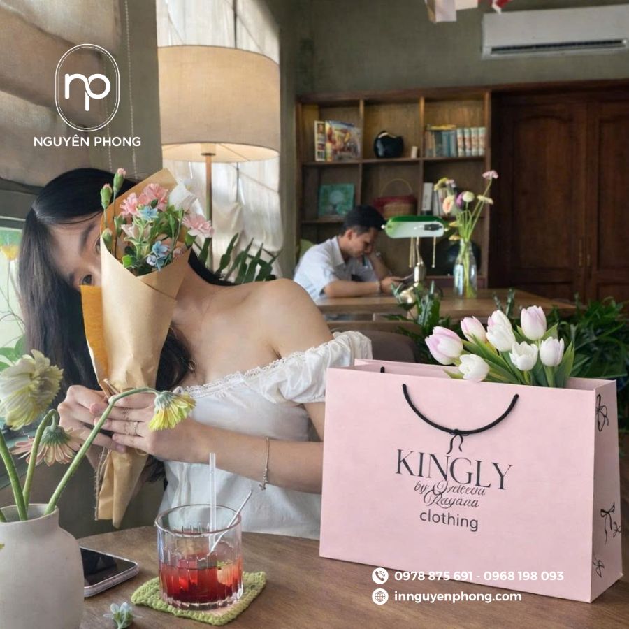 In túi giấy đựng quần áo giá rẻ tại TPHCM