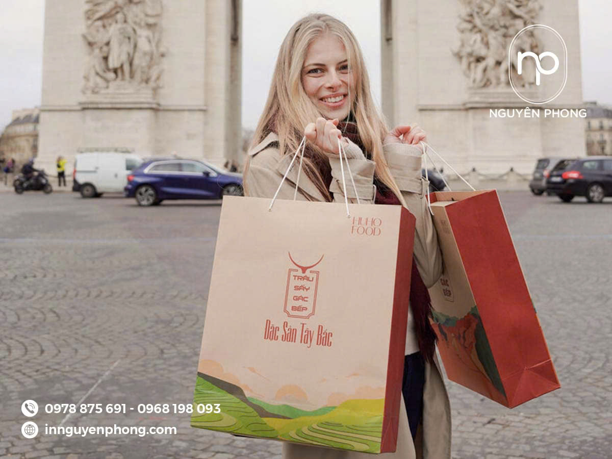 In túi giấy từ chất liệu Kraft