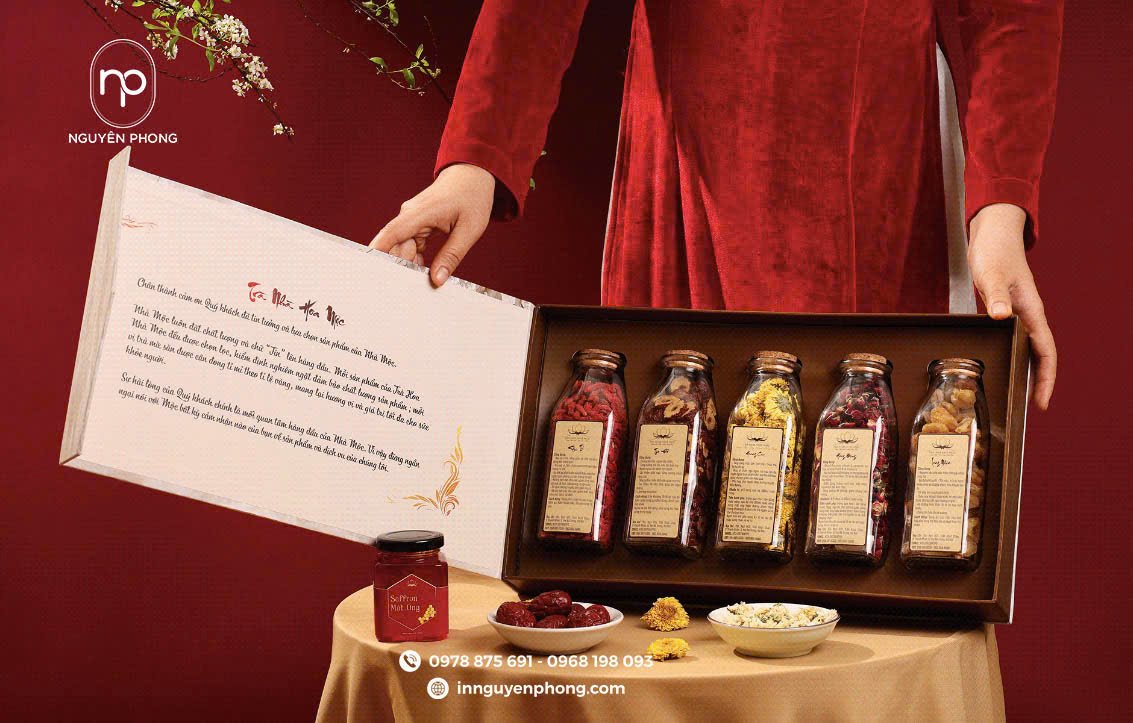 Mẫu hộp trà làm quà tết 