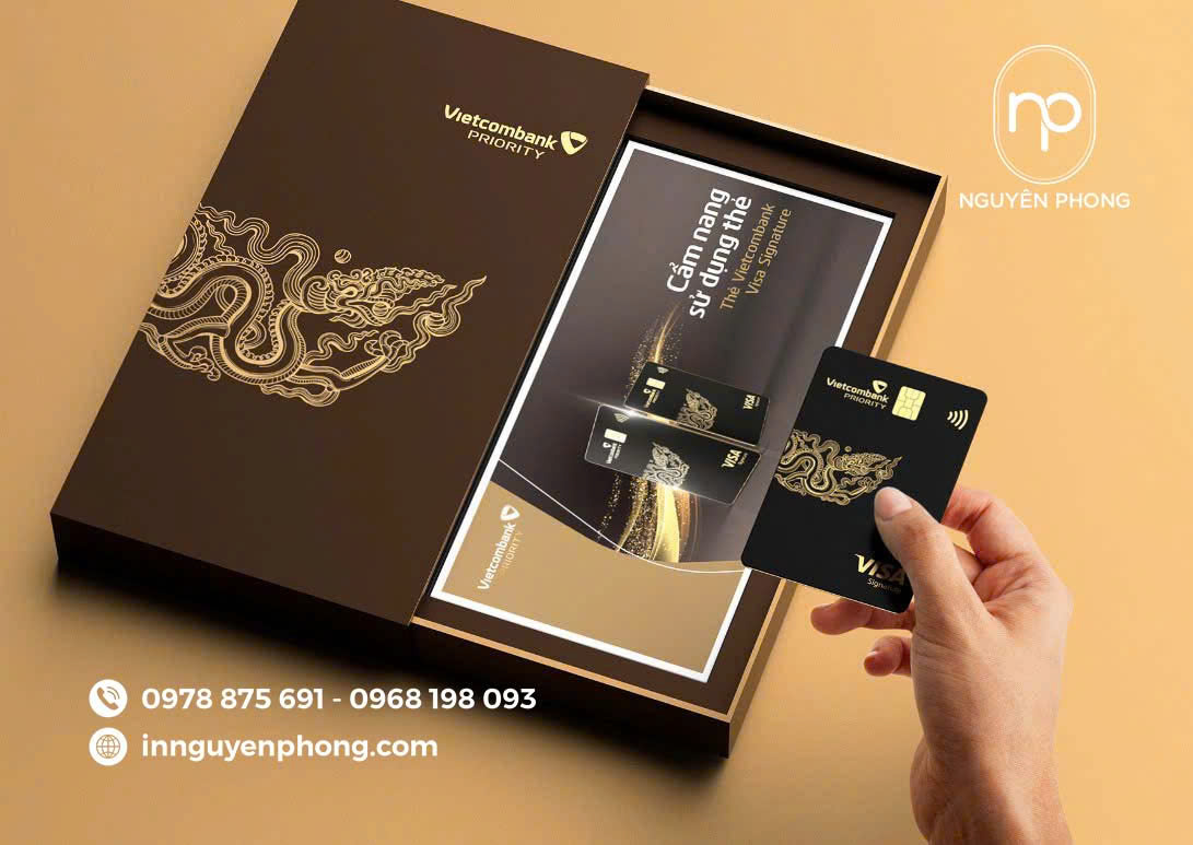 in hộp đựng thẻ vip 01