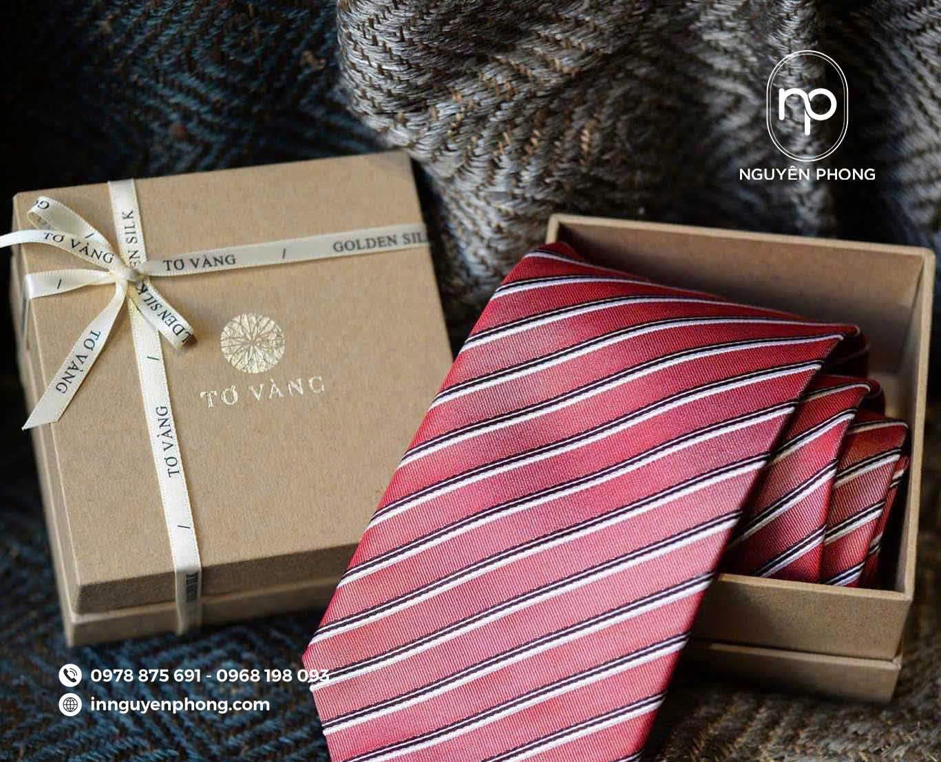 Hộp quà giấy kraft âm dương