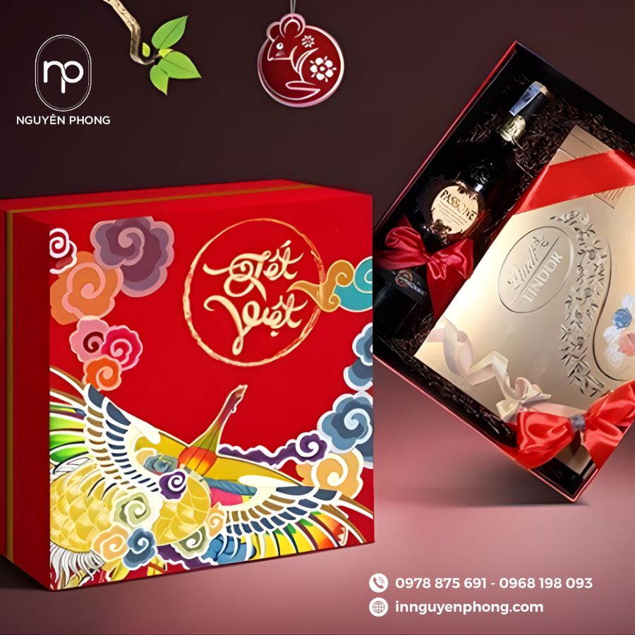 In hộp quà Tết ngân hàng