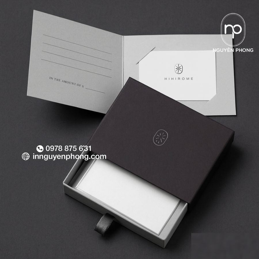 in-hop-giay-dung-name-card