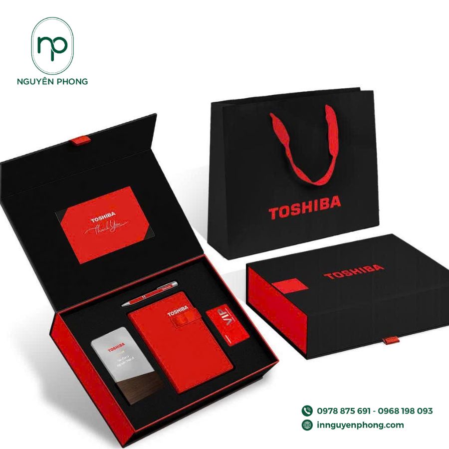 In Hộp Quà Tặng Đẹp Nhất 2025